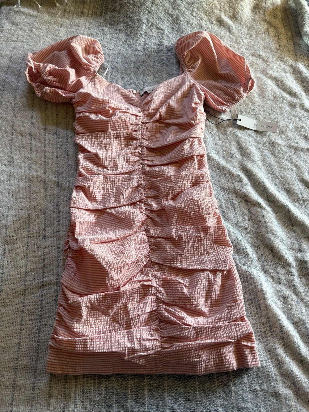 Beautiful Seersucker Cinched Dress WILLOW & CLAY puff Sleeve Mini Dress